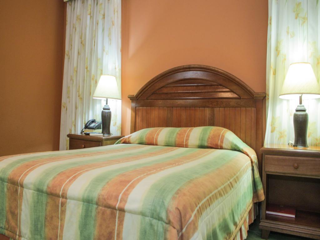 L'Orchidee Boutique Hotel Belmont Exterior photo